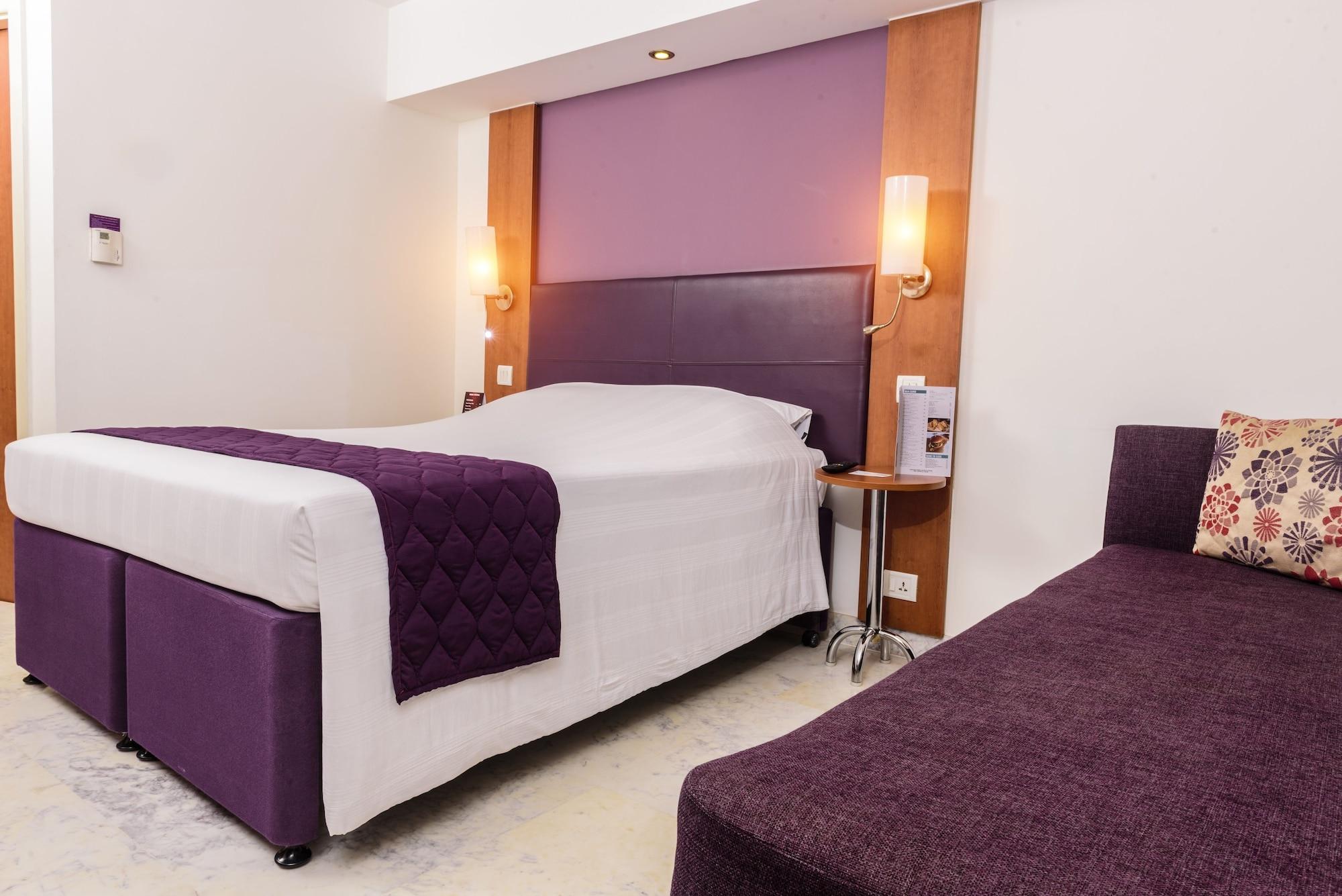 Caspia Hotel New Delhi Eksteriør bilde
