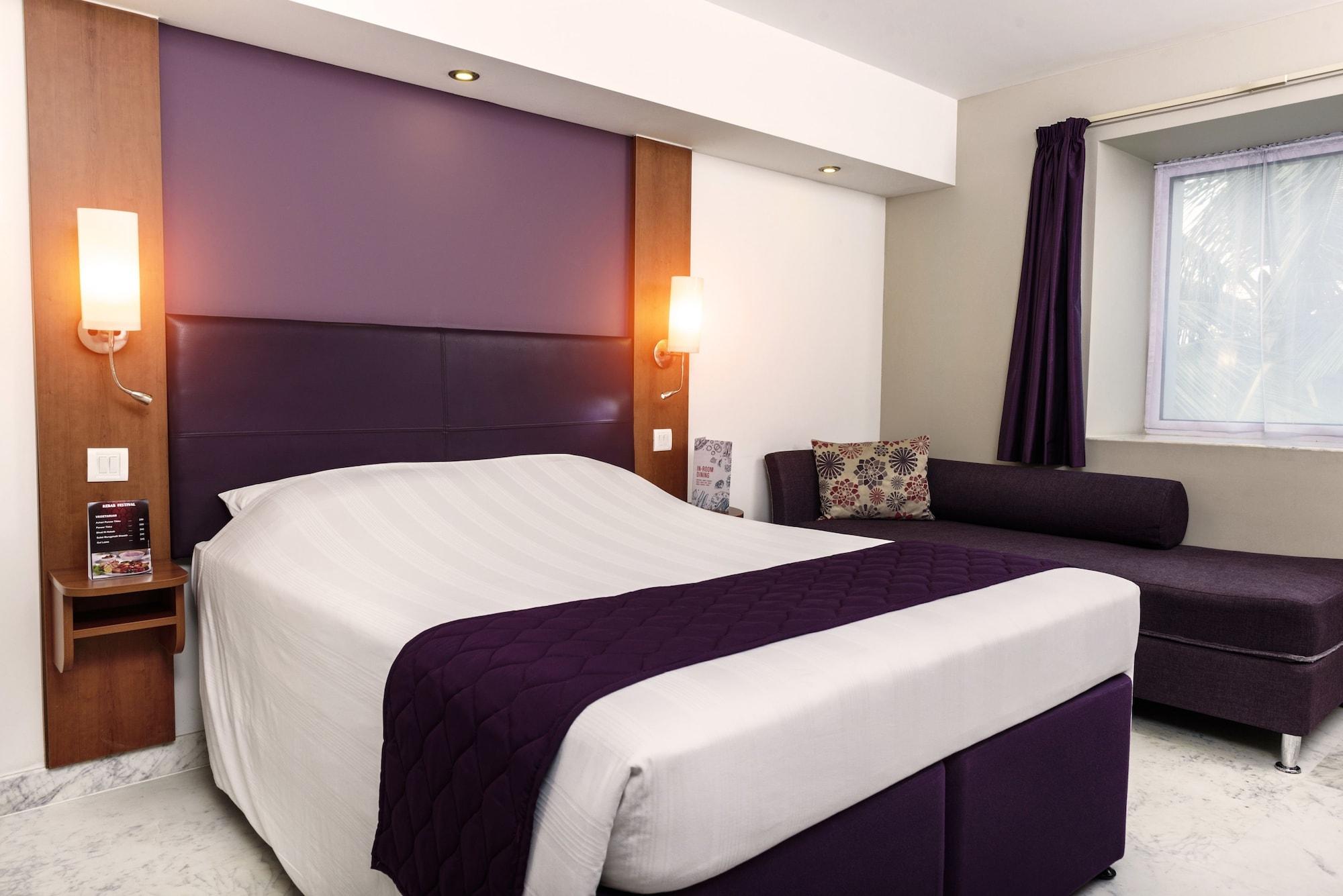 Caspia Hotel New Delhi Eksteriør bilde