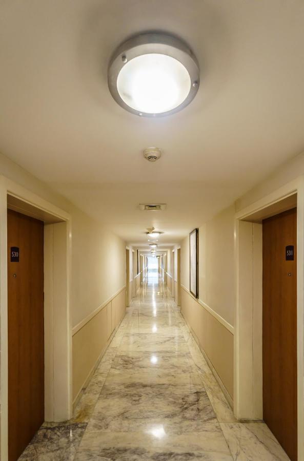 Caspia Hotel New Delhi Eksteriør bilde