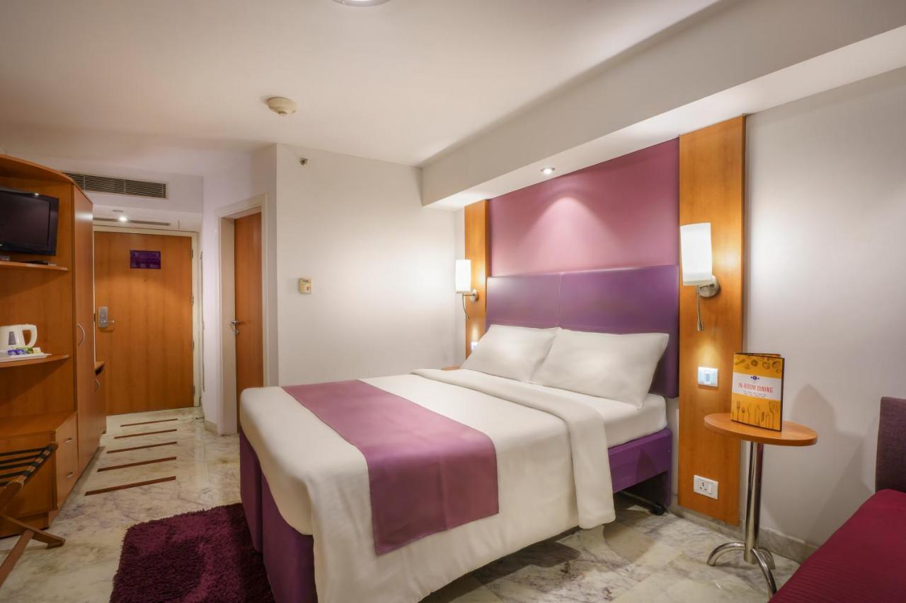 Caspia Hotel New Delhi Eksteriør bilde
