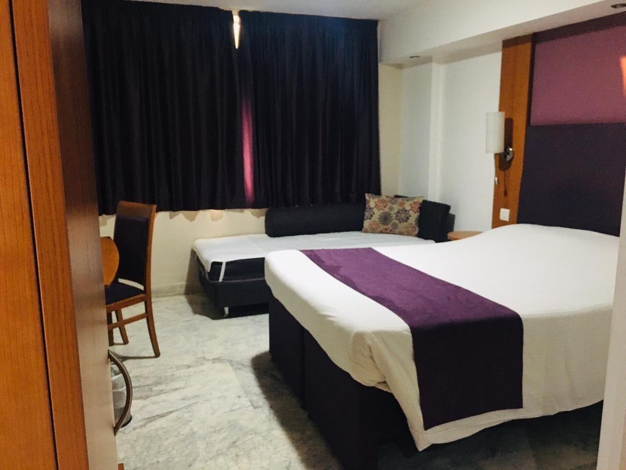 Caspia Hotel New Delhi Eksteriør bilde