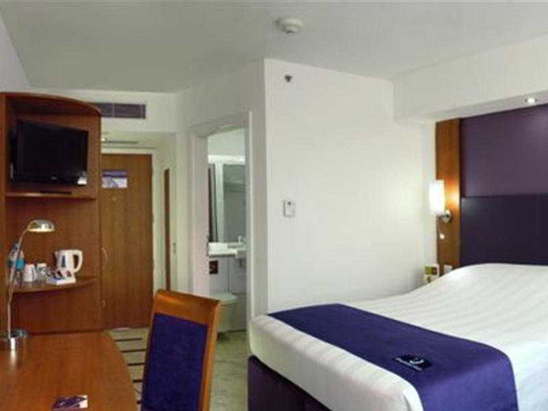 Caspia Hotel New Delhi Rom bilde