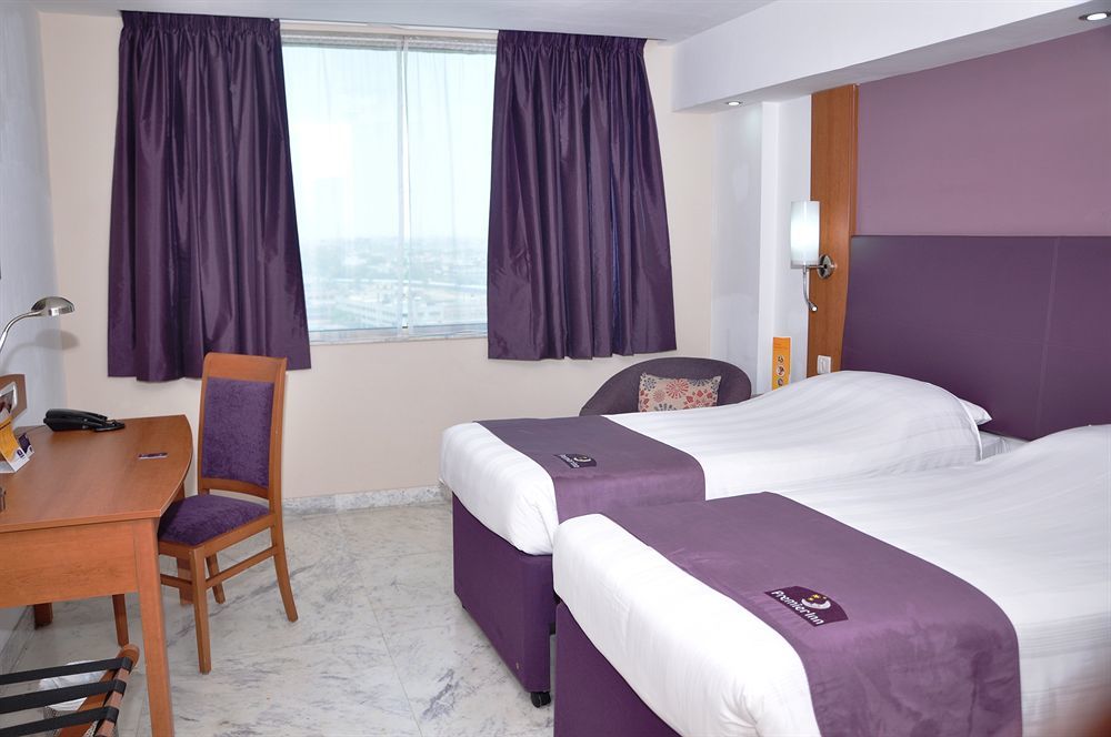 Caspia Hotel New Delhi Eksteriør bilde